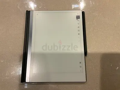 Remarkable 2 note tablet with pencil and folio (good condition)