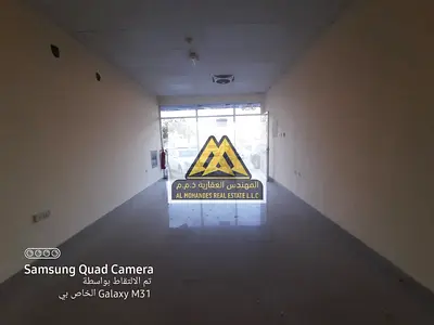 Commercial Shop for Annual Rent in Al Jurf 2, Ajman – Prime Location with Flexible Payment Options