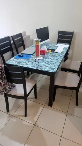dinning with 6 chairs