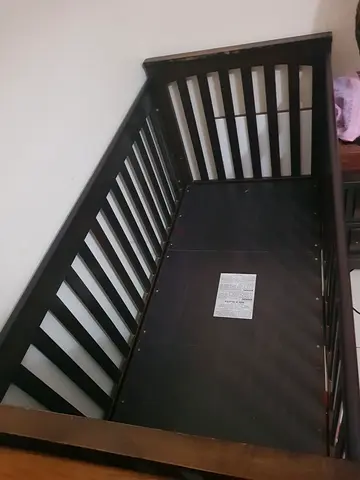 Baby crib with mattress
