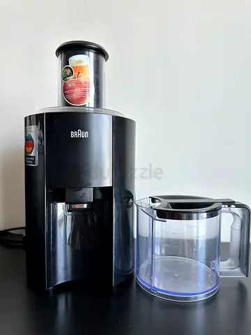 Braun J300 Juicer, Used Only 2 Times, Excellent condition
