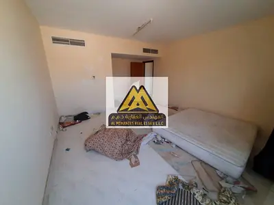 ✨ فرصة مميزة للسكن في موقع حيوي بعجمان، شقة غرفتين وصالة ماستر للإيجار السنوي في الراشدية 3، قريبة من جميع الخدمات وسهلة الوصول إلى الطرق الرئيسية