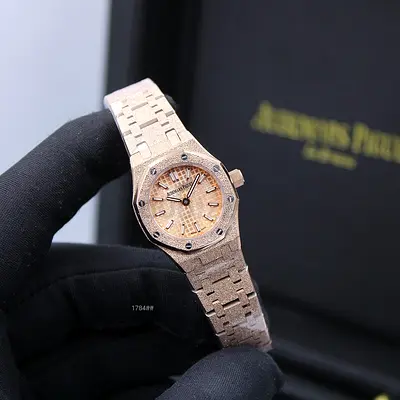Audemars Piguet Royal Oak Frosted Rose Gold Ladies Watch - 22mm