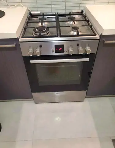 .BOSCH Digital Clock 4 Burner Full Gas Cooker Range Size 60cm