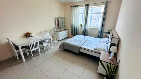 Dressing table with 6 drawers