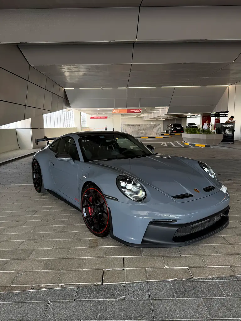 Porsche 911 2024 — photo 1 of 18