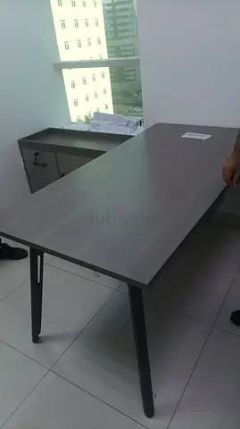 Modern Grey Office Desk / Study Table - Spacious Work Surface