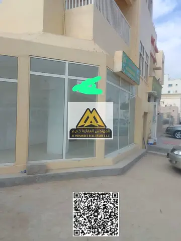 المحل متاح للمعاينة والتواصل للجادين فقط، فرصة ممتازة للاستثمار أو بدء مشروعك التجاري في موقع مميز وبأسعار مناسبة.