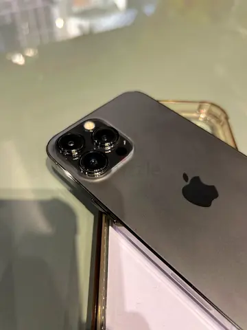 Urgent sale 13 pro max 1 Tb battery 🔋 94% original