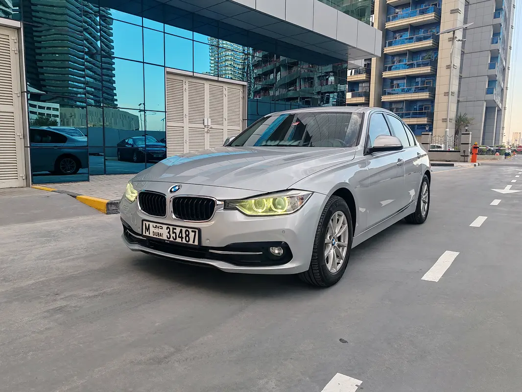 BMW 3-Series 2013 — photo 1 of 17