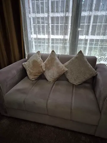 Sofa set 6 seater for Sale with center table amazing condition