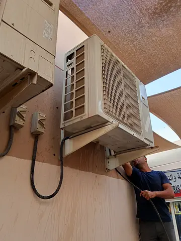 AC Ventilation Dust Cleaning  Servicing