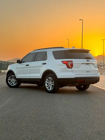 صورة مصغرة 2 لـ 2016 FORD EXPLORER