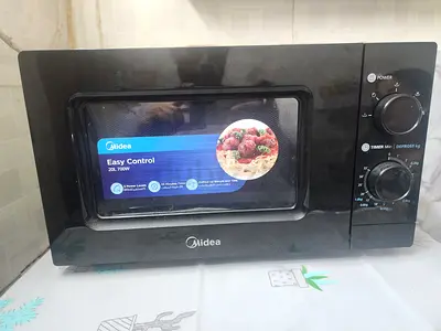 Midea 20L Microwave Oven - Manual Dial Controls, Good Working Condition