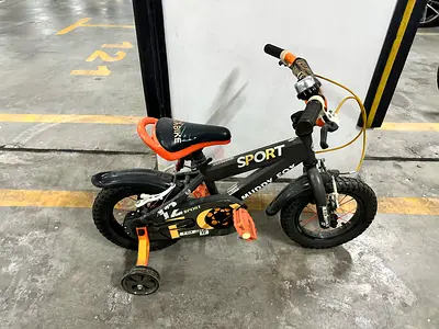 Kids 12 Sport Bike with Training Wheels — Good Condition