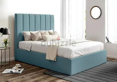 Modern  staylish Light Grey Upholstered Queen Size Bed with Mattress