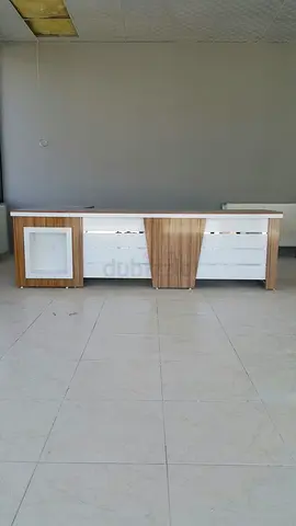 Contemporary Office Service Counter