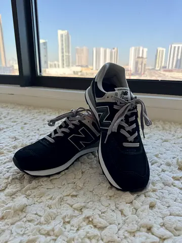 574 classic model new balance. Absolutely new, not used, black-grey color. US-10.5, EU-44,5.