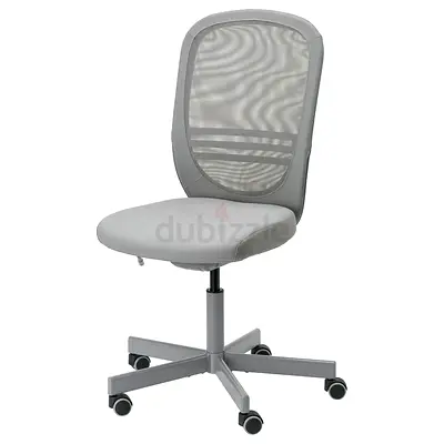 Grey Mesh Swivel Office Chair with Wheels