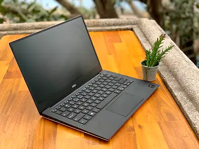 Dell XPS 13 - Core i7/16gb/512gb