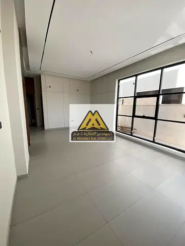 للبيع فيلا 🏠 في منطقة الياسمين في إمارة عجمان 📍 مكونة من :- * 5 غرف ماستر