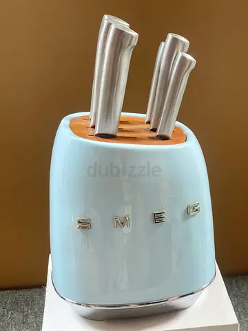 Smeg Knife set. Blue color BRAND NEW