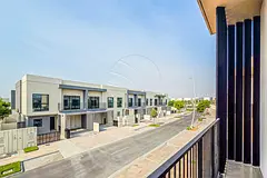 Single Row Corner | Big Plot | VACANT NOW