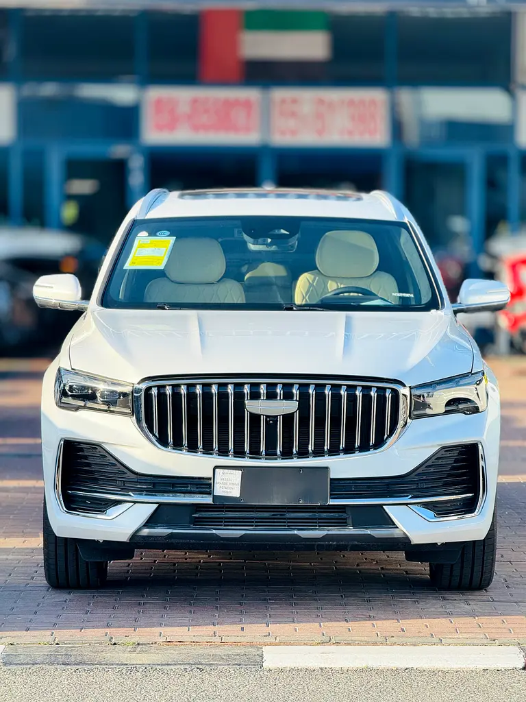 Geely Monjaro 2025 — photo 1 of 18