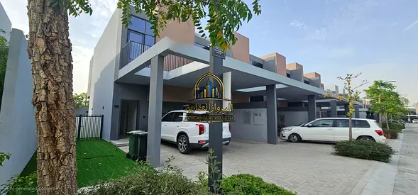 Luxurious 3 bedroom with maid room corner villa for rent in maasar