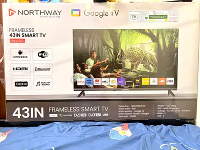 Frameless smart tv 43’ Google Tv
