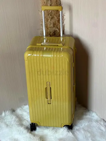 RIMOWA Essential Trunk Luggage