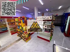 The shop is ready to operate immediately, as the sale includes the business license and all equipmen
