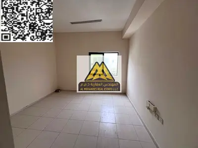 استوديو للإيجار السنوي في الراشدية 2 عجمان بمساحة كبيرة ومطبخ منفصل