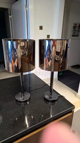 2 touch lamps