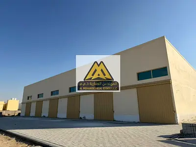 مستودع للإيجار في الجرف الصناعية 2 -ميزانين | كهرباء 3 فاز-موقع صناعي مميز في الجرف الصناعية 2 سهولة الوصول إلى الطرق الرئيسية مناسب للتخزين أو الورش