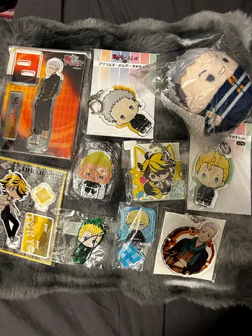 Tokyo Revengers collection for sale