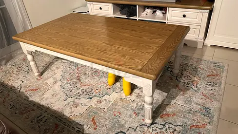 Solid Wood Coffee Table with Turned Legs — Light Oak Top, Cream Base
