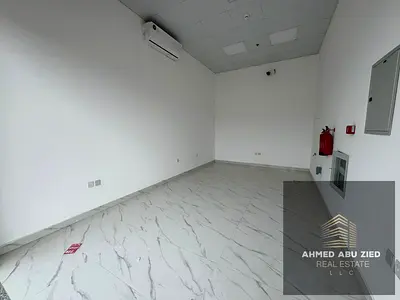محل للإيجار السنوي في امارة عجمان | الجرف 1 | موقع مميز جداً | قرب مدرسة الأقصى | 35000 سنوي | 4 دفعات | تأمين كاش | فرصة ممتازة | جاهز للاستلام