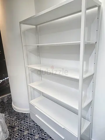 Large Display shelf 5 layer top quality with bottom drawyers
