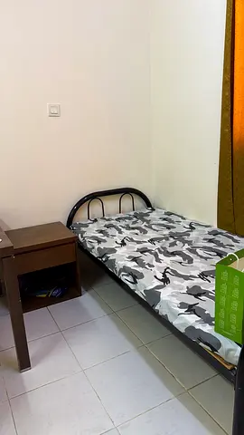 Executive bed space for male