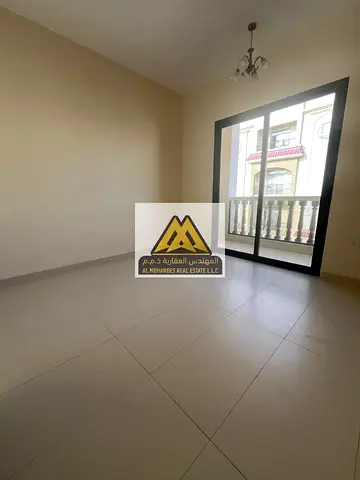 استوديو أول ساكن للإيجار السنوي في العالية عجمان | بلكونة | تكييف مركزي | على شارع الشيخ محمد بن زايد | دفع 4 دفعات | موقع مميز