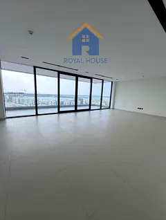Apartment with an area of ​​5,000 square feet in the newest tower in Sharjah