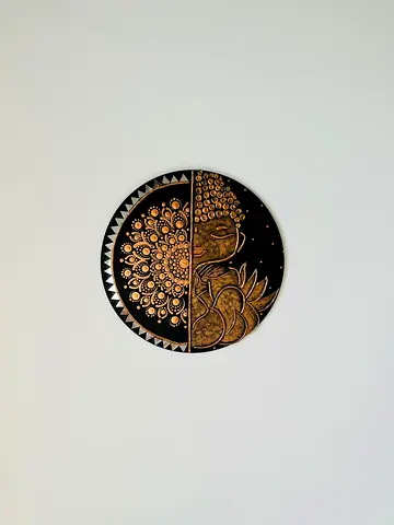 Round Buddha Wall Art – Carved Wooden Decorative Plaque (49 AED)