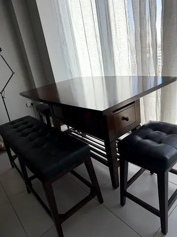 Delvin wooden table with stools and chairs barely used