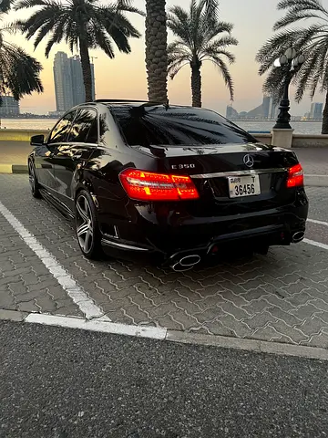 Mercedes Benz - E350 ( Special Kit in UAE ) / 2011 - Japanese)