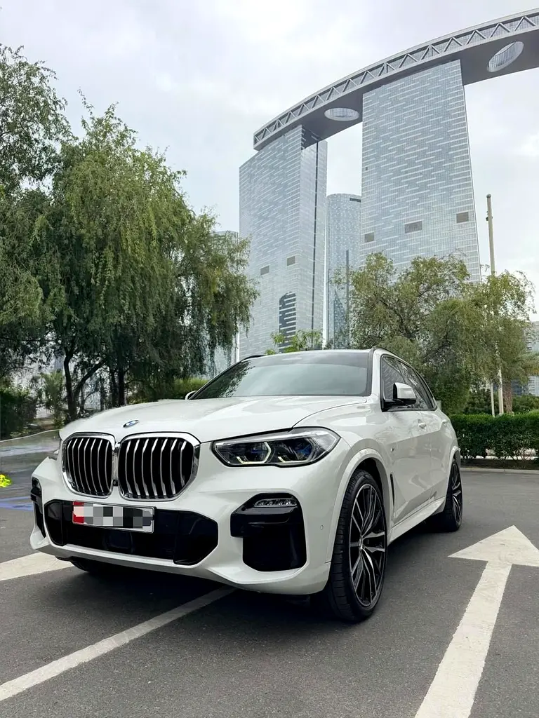 BMW X5 2020 — photo 1 of 15