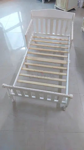 White Wooden Baby Crib