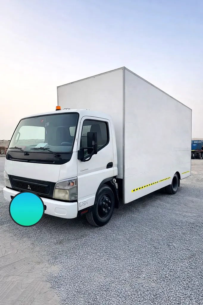 Mitsubishi Canter 2017 — photo 1 of 4