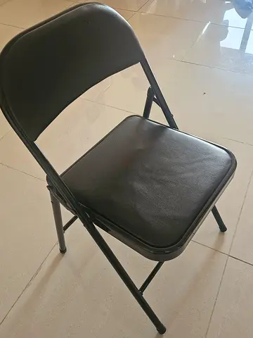 Black Metal Folding Chair with Padded Seat and Back (Good Condition)