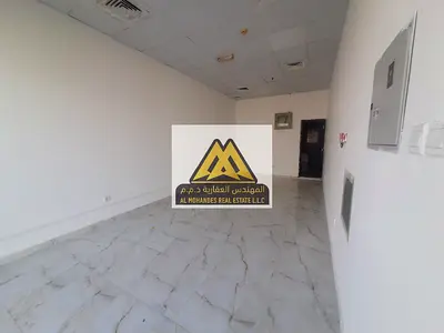 محل في الجرف 3 الصناعية  للإيجار السنوي – موقع على شارع حيوي في الجرف الصناعية 3 _ مناسب لمختلف الأنشطة التجارية _ واجهة مناسبة لعرض النشاط